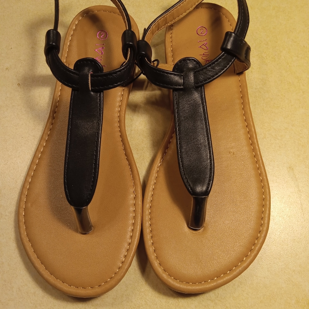 Black strapped Sandals